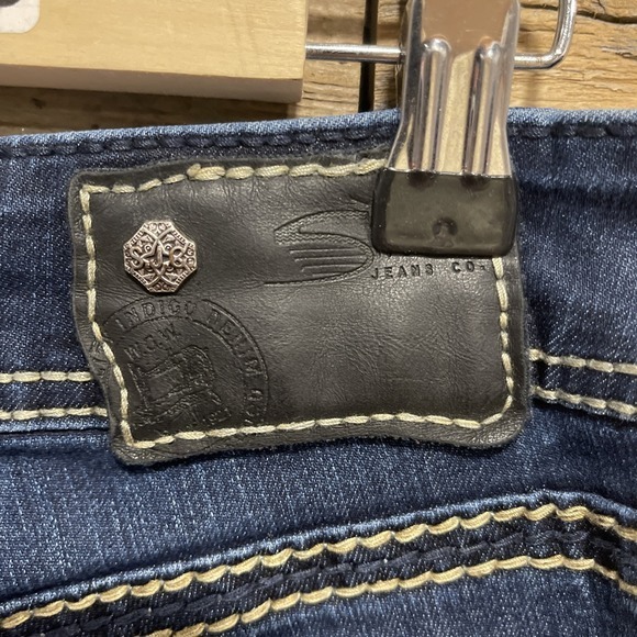 Silver Women's Dark Wash Suki Surplus Capri Jeans‎ - W26 - Picture 12 of 14